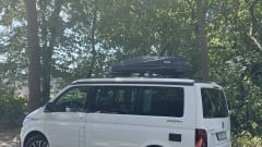 4p Volkswagen campervan uit 2021