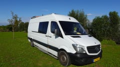 Siobvan – 2p Mercedes-Benz bus from 2014