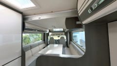 Bavarian Camper 5 – space miracle with 8 sleeping places