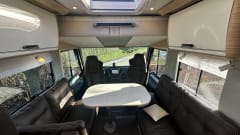 Hoge Luxe Mobilhome – Luxejacht op wielen