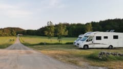 Droom op wielen! -Luxe camper met grote leefruimte!