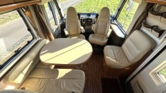 Fijne luxe Hymer integraal camper voor 4 personen