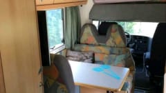 reliable 6-person camper from the A brand knaus with air conditioning