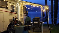 Moby – Compacte 4 persoons integraal camper, met toch heel veel ruimte..