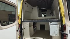 Gele Gustaaf – 2p Mercedes-Benz bus uit 2011