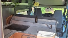 Lenny – 4p Ford bus uit 2009