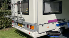 Ons huisje op wielen – 4p Peugeot semi-integrated from 1994