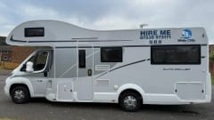 Davina – Luxury 2021 Roller Team 746 - 6 Berth 5 Seatbelts - Adventure Awaits!