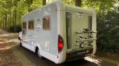 Travel comfortably with our complete Knaus Sun Ti!