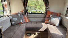Maggie – Peak District Escape - 4 Berth