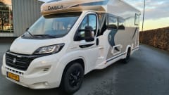 L199VP – Chausson 777GA Automatic Titanium VIP very luxurious, km free
