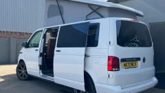 YETI – Ice white Long wheel base VW T6.1 2021 4 birth luxury camper 