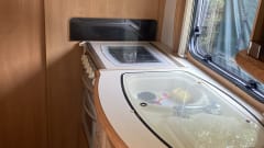 Connie – Fiat Alcove met 4 slaapplaatsen uit 2004