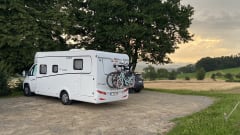 Prachtige FamilieCamper met AIRCO in woonruimte!