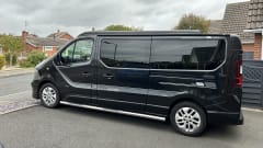 Roma – Superb 4 berth Vauxhall Vivaro campervan LWB