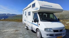 5 pers. camper, off grid, lots of space