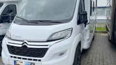 Happy family – Gepflegtes Wohnmobil BJ2023 zu mieten 