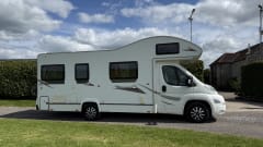 MILLIE – 6 posti letto Peugeot mansardata del 2010