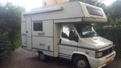 Frans – Nice retro camper!