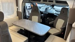 5p Benimar 2026 type Cocoon 463 semi-integrated