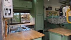 Eden – Beautiful, 3 Berth, Off Grid Conversion 