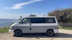 Mustaches – Camp'In Box Volkswagen T4