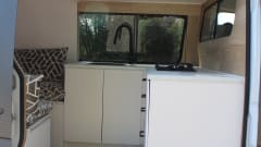 Bounty – Luxury design off grid Mercedes-Benz bus camper