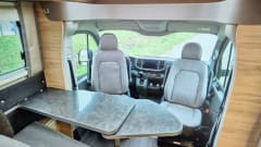 Luxe en Comfort voor 2 peronen : KNAUS VAN TI PLUS 650 MEG AUTOMAAT