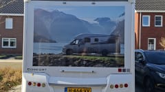 4-person LMC CRUISER T732 semi-integrated motorhome from 2020
