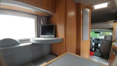 Zeer mooie en complete VW Karmann Colorado Edition familiecamper