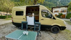 2p Mercedes-Benz bus from 2011