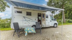 Nice Fiat semi-integrated camper for 5p