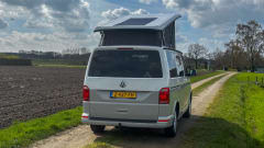 Luxury 5 person Volkswagen Camper