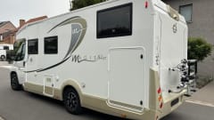 Collector Deluxe – 4p Fiat semi-integrated from 2020