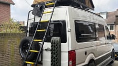 Adventure Van – 4p Volkswagen Crafter 2.0TDI custom build Off-road Full Electric 