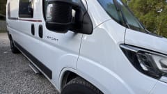 Livingston 2  – 2 berth Roller Team campervan  2025