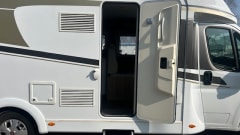 Familie camper – 4p Fiat semi-integrated uit 2019
