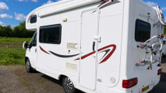 Wanderlust  – 4 berth Autotrail alcove from 2000