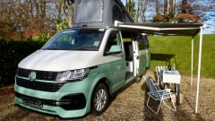 Betsy – Betsy the VW Campervan from 2023 sleeps 4