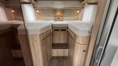 2p Hymer semi-integrated from 2019