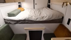 Mees – An attractive, self-sufficient and practical house on wheels!