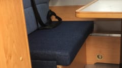 SPACIOUS CLEAN FAMILY CAMPER LARGE AND HANDY WITH NESPRESSO;)