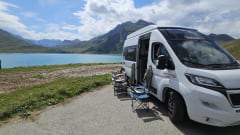 Happy Camper Days – 4 person camper with roof tent
