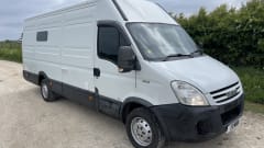 Large 5 berth Iveco Daily Campervan 7 belted seats 