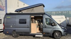 Jo'Berg – Hymer Yellowstone bus camper (with lifting roof) from 2019
