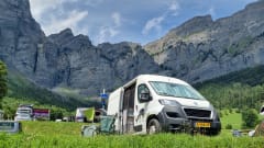 2p Peugeot bus from 2018