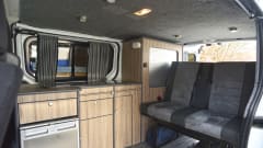 Kit – Dun-Lucy – Renault Traffic – Sleeps 2 – Travels 5