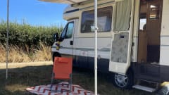 Tali – 4 berth Peugeot bus from 2006