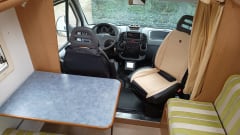 Superruime gezinscamper – 5p Elnagh Marlin 64 Alcove from 2001