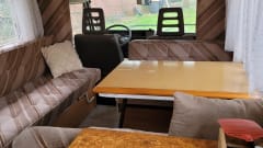Gezellige oude dame  – Cozy family camper